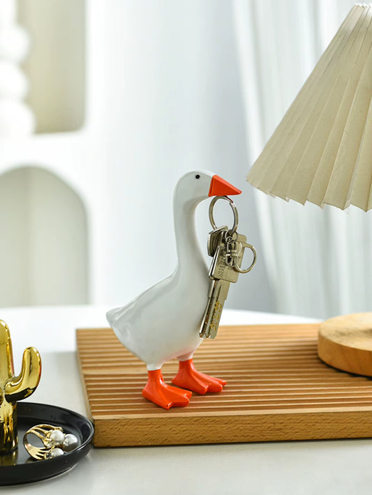 1Pc Magnetic Goose Key Chain Home Decoration Sculpture Office Desk Decoration Resin Goose Duck Sculpture Tool Rack Home