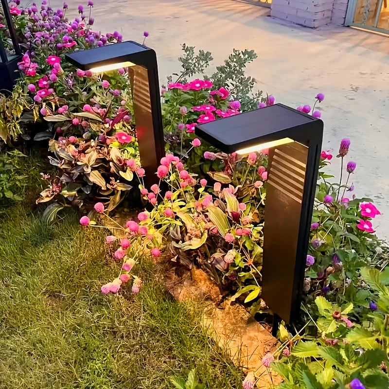 Solar Powered Waterproof LED Light for Yard Walkway 